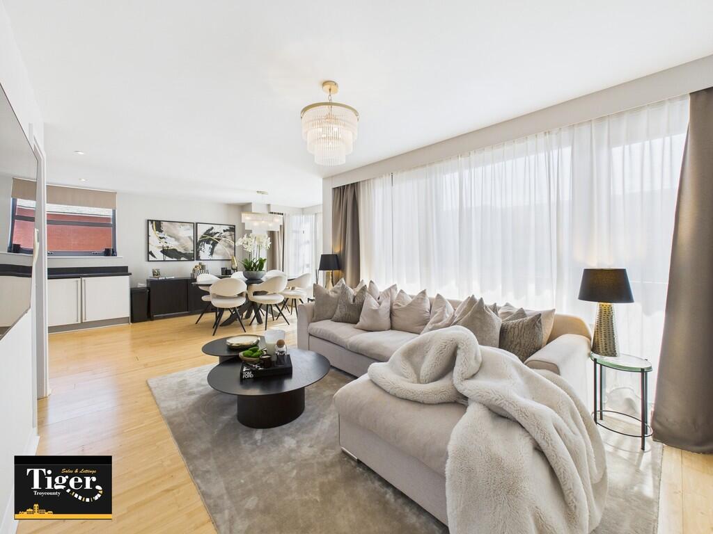 CAM03440G0-PR0305...