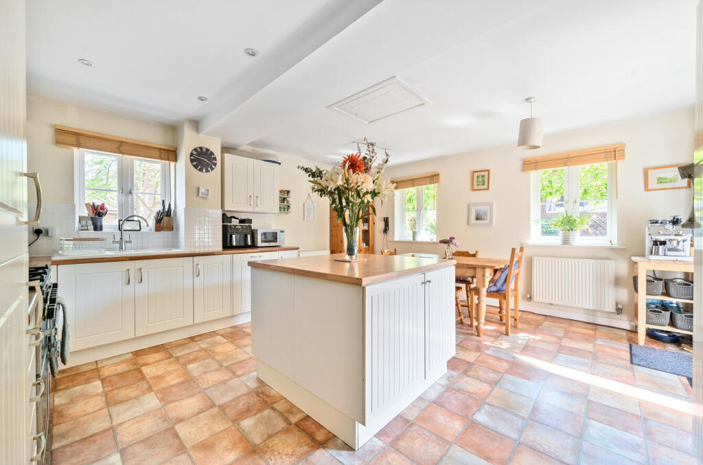 5-68220d0e0cf40-1...