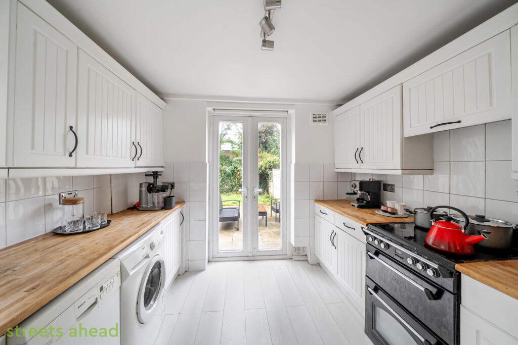 4a6ba369-eb8b-413...