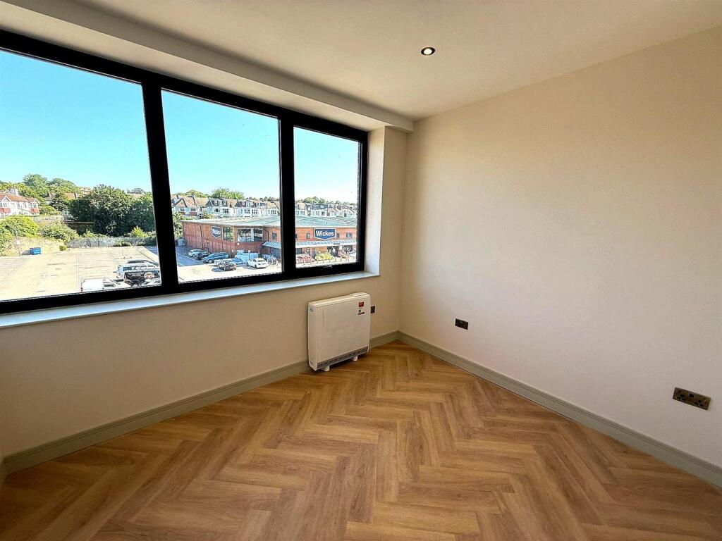 bedroom.jpg
