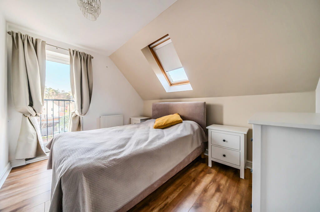 1387900-20-693fe8...