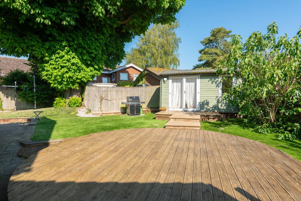 Garden / Summerhouse