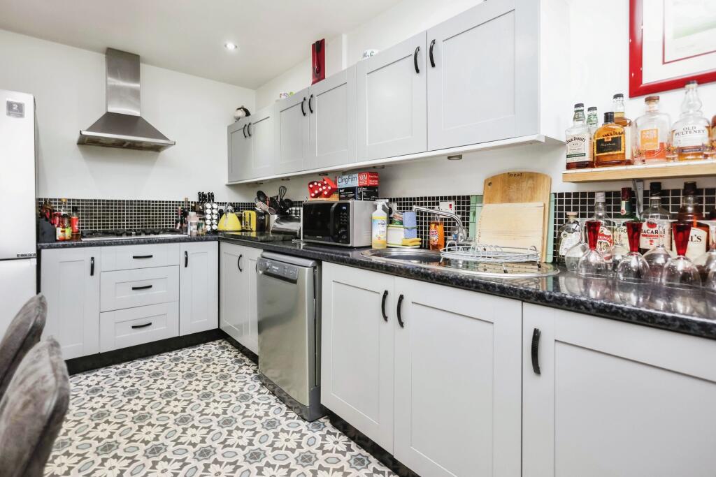 21bictonavenuebictonavenueworcesterwr53tf-31