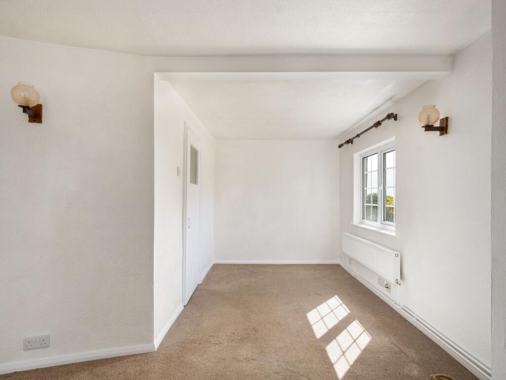 Living Room (view c)