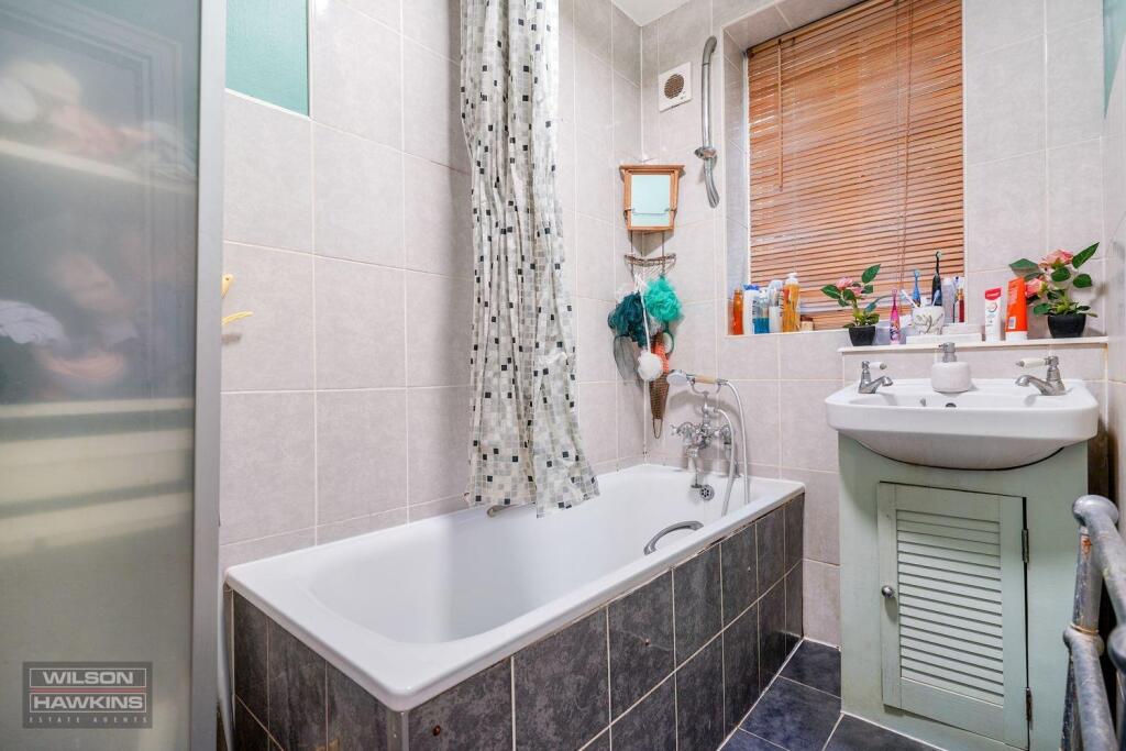 Flat 8, Chyngton Court - maxIYFstBA46w4K8Odzy.jpg
