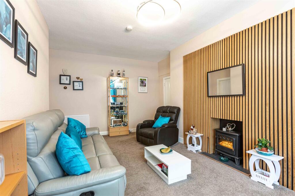 39 Lintburn Street Galashiels Low Res 08.JPG