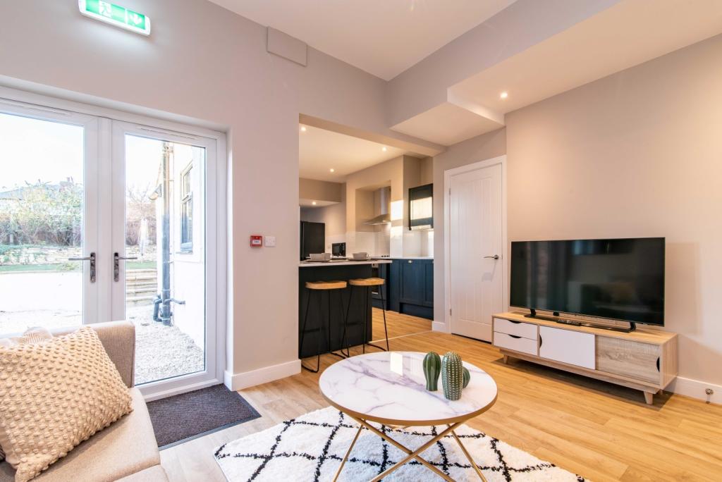 15 chestnut grv low-res-68