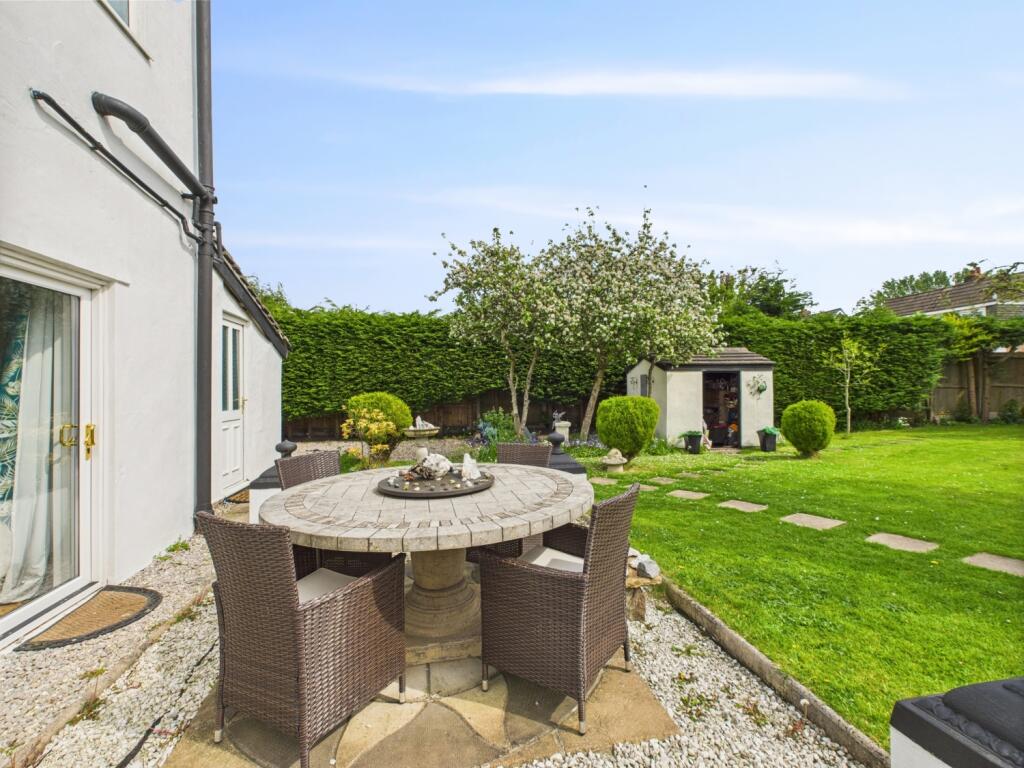 CAM02386G0-PR0125-STILL006