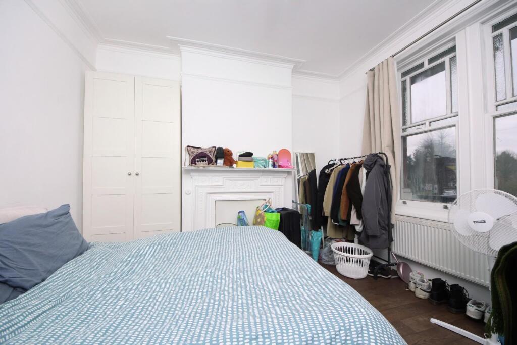 GV- 2 Wolverton Mansions  (7).jpg