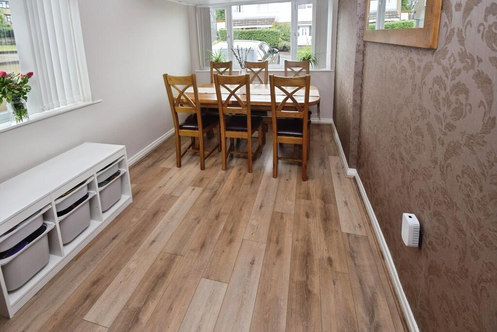 64c29003-Dining 2...