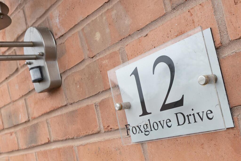 12 Foxglove Drive