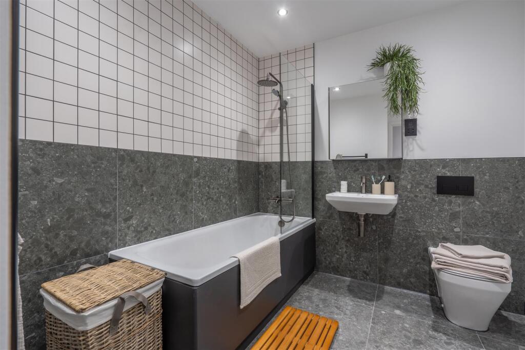 s90 - Sunbeam Nov 24 Day 2-10.jpg