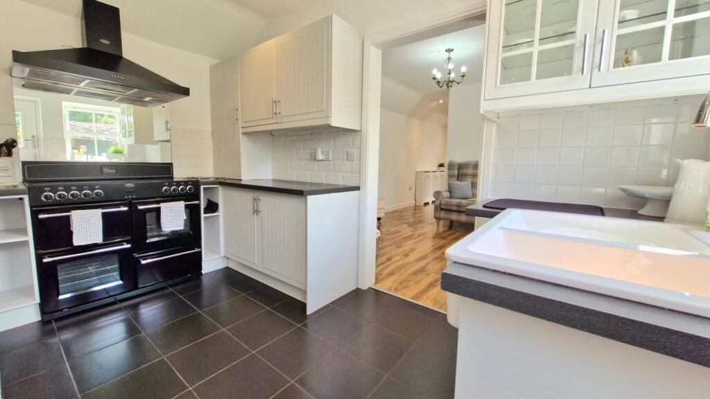 Annexe - Kitchen
