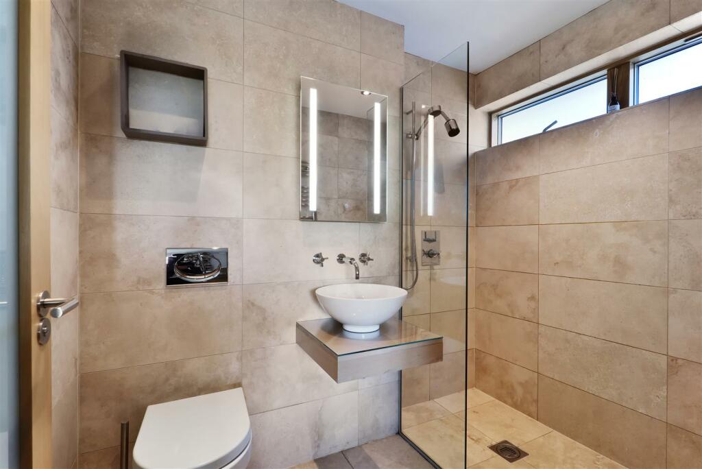 Walney Barn Aylestone Hill - (70).jpg