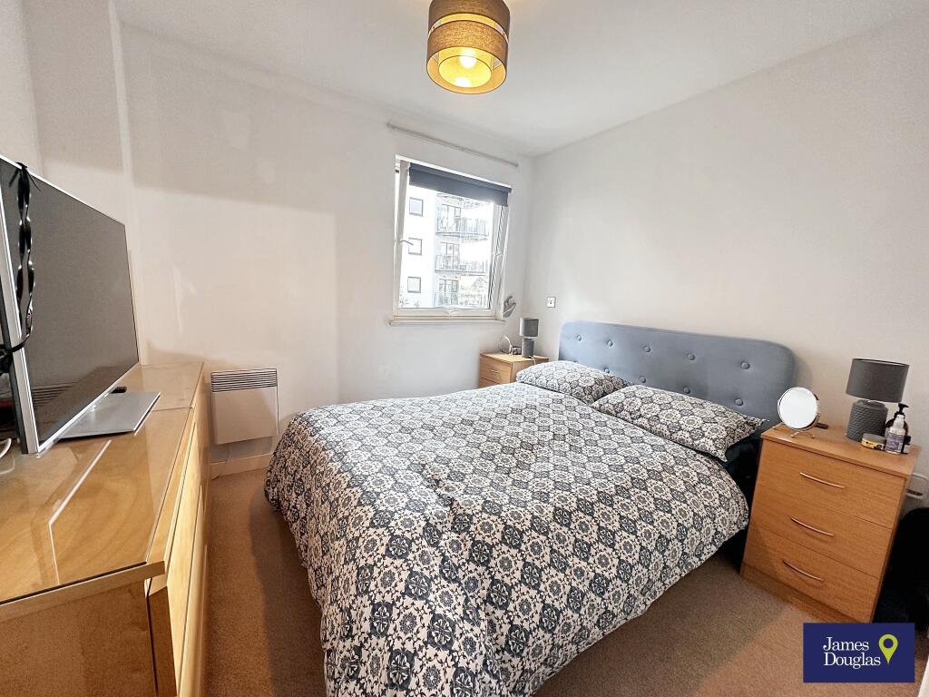 Master bed