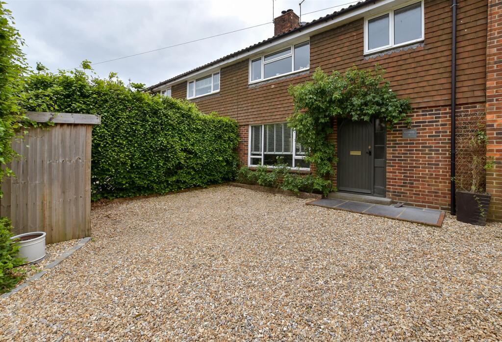 Driveway/Parking