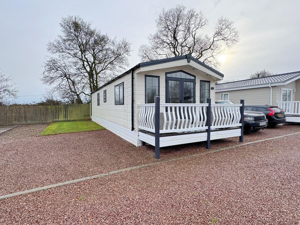 Facetune_12-01-20...