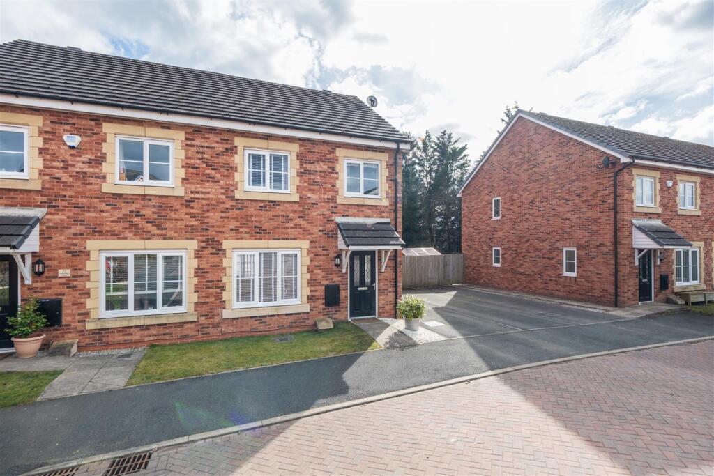 20 Shakerley Close-033.jpg