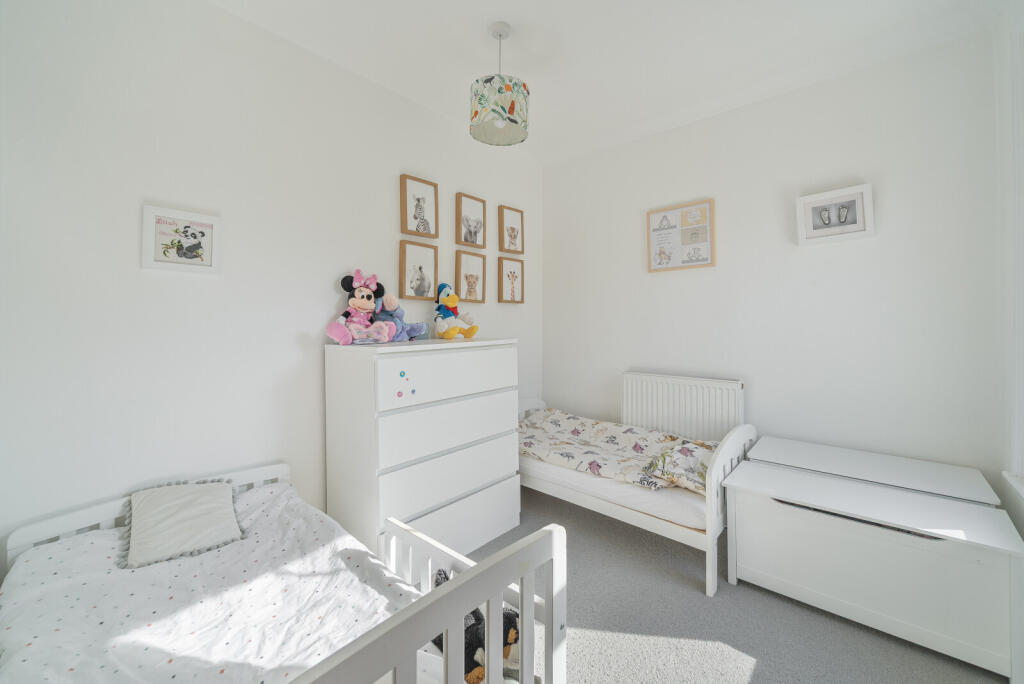 1359611-7-68da7b0...