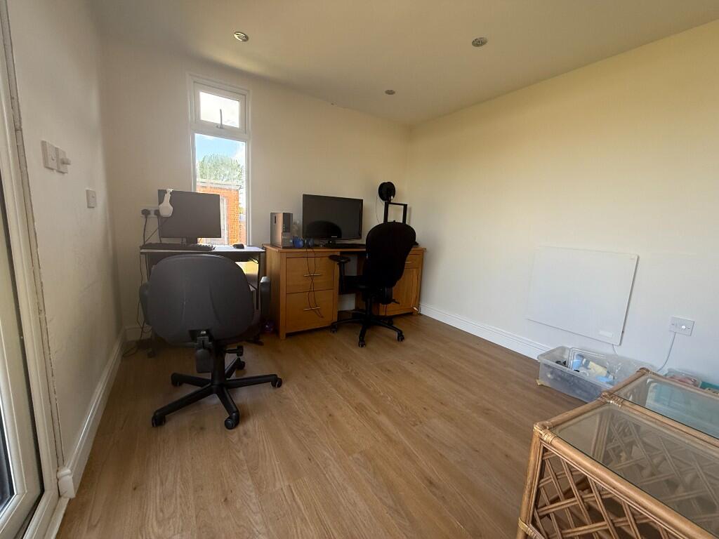 Garden Office