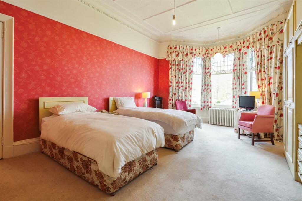 YATES HELLIER - 21 Larch Road (33 of 45).jpg