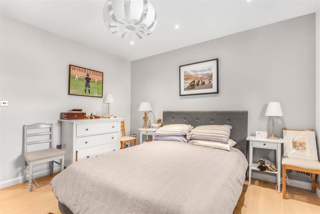 _Cinnamon_Apart__Hamilton_Rd__Wimbledon_SW19-3.jpg