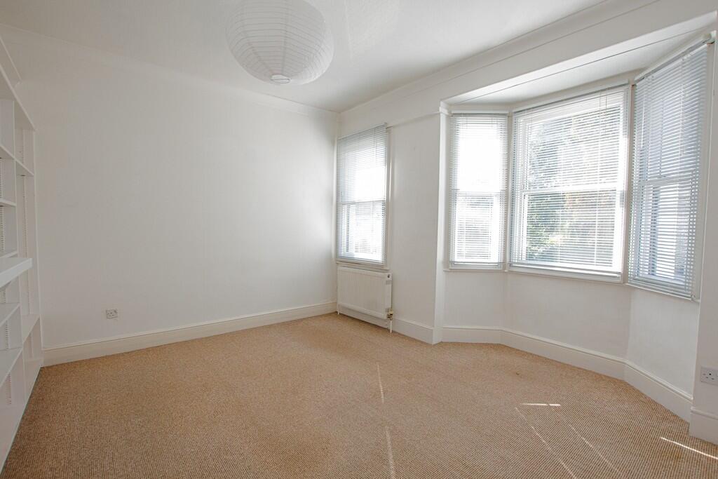 Front Bedroom ii