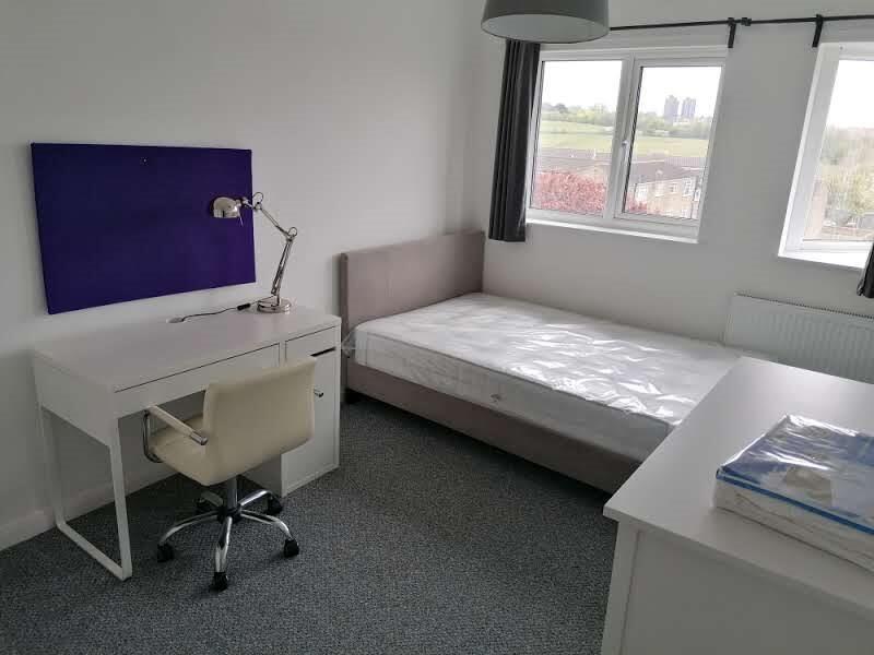 8 Bennett Bedroom 5