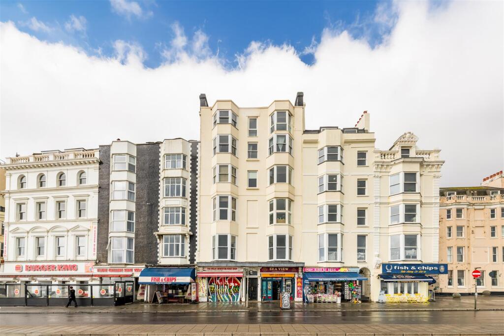 Flat 10, 41 Kings Road-20.jpg