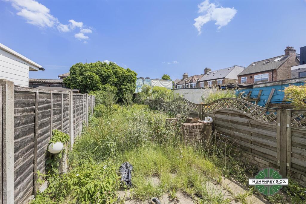 282 Higham Hill Road -011.jpg