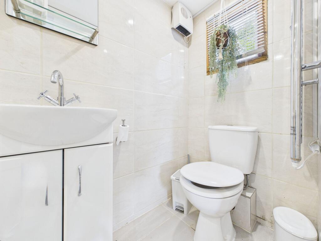 Outbuilding (Shower Room)