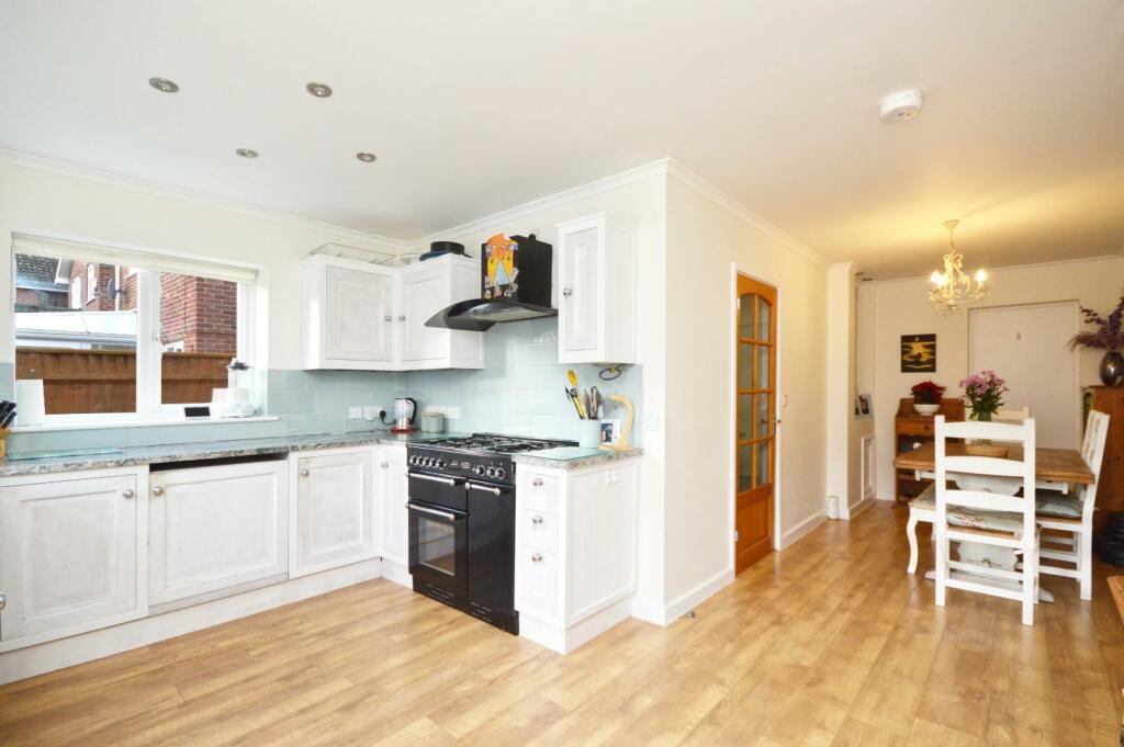 L-Shaped Kitchen/Dining Room