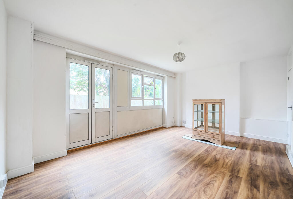 1329558-18-688b41...