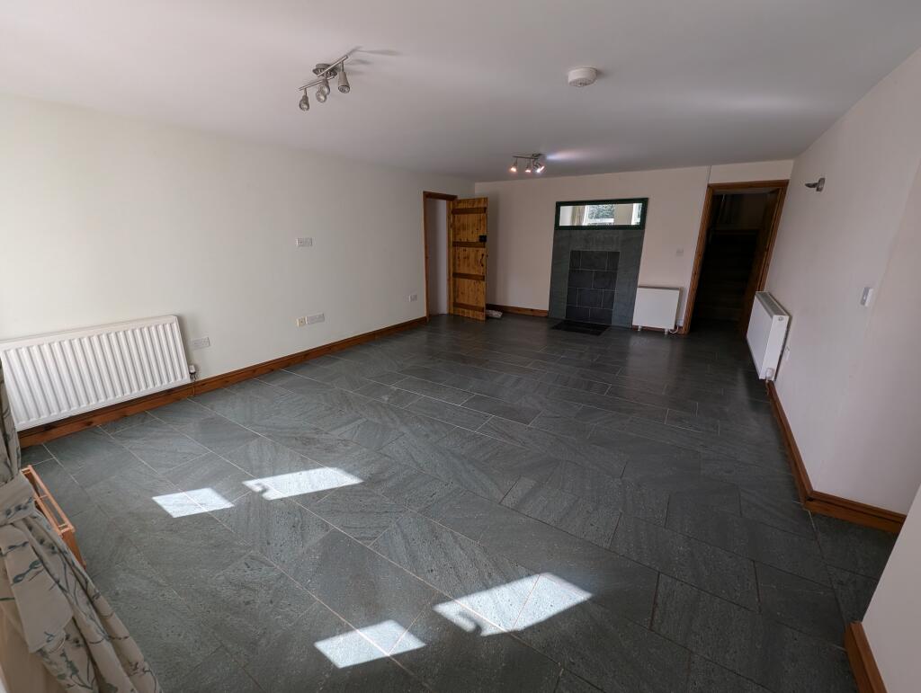 Lounge Area T202509241630.jpg