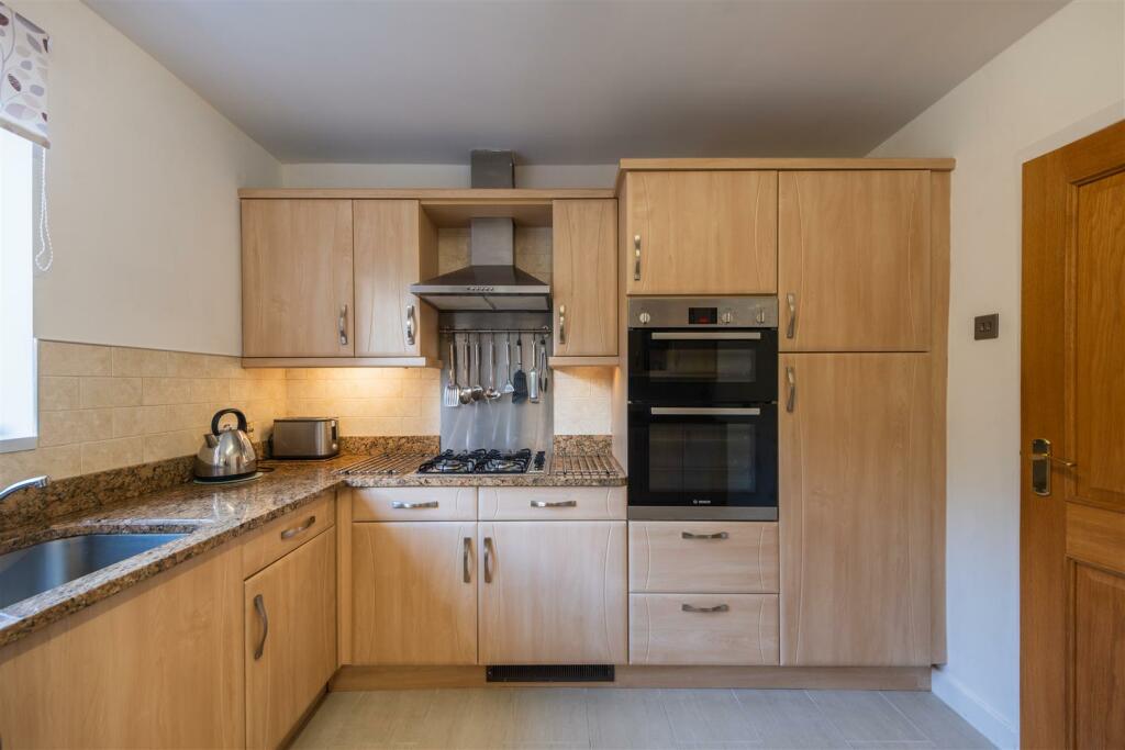 65 Moss Lane-003.jpg