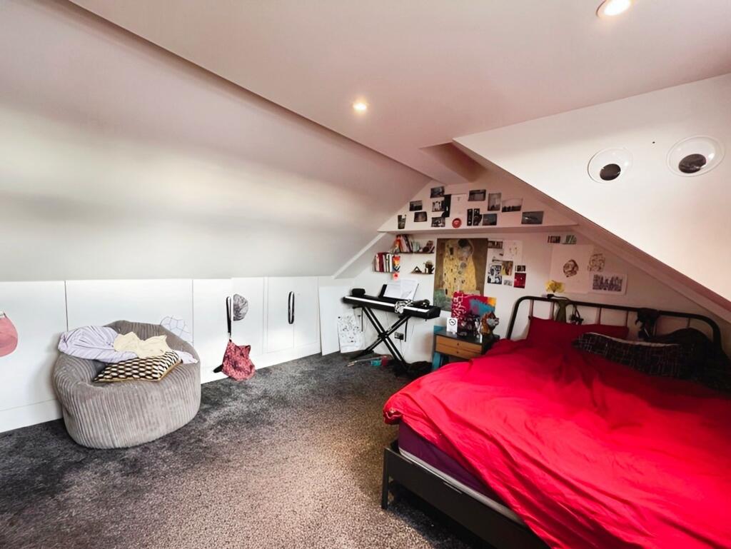 Double Bedroom