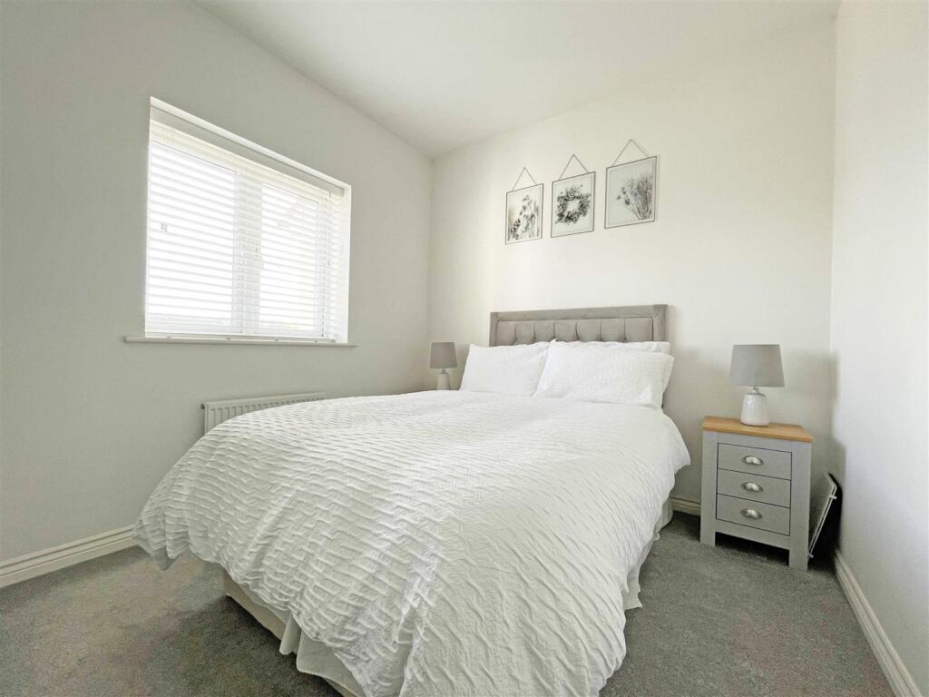 Samuel Bassett Avenue 10 - Bedroom Two.jpg