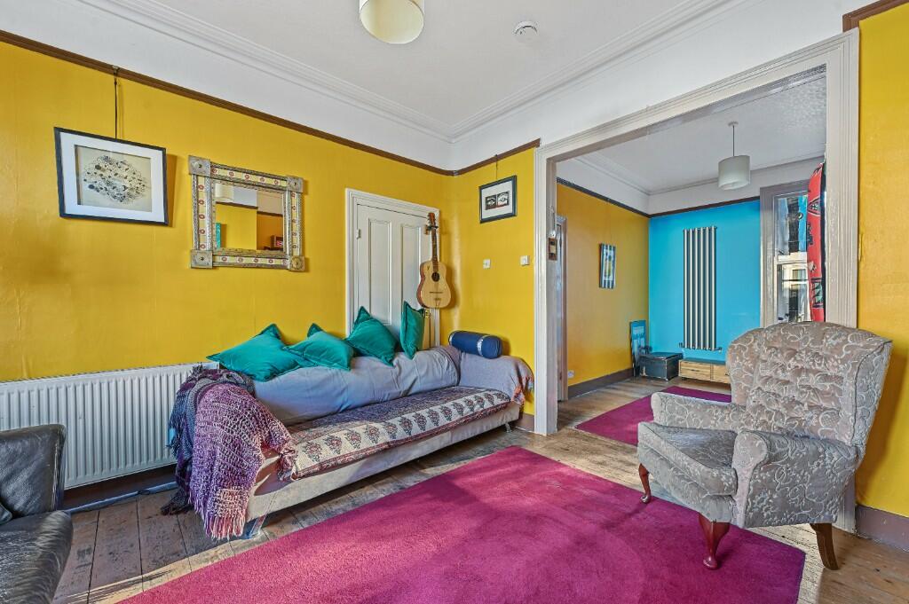Through Lounge