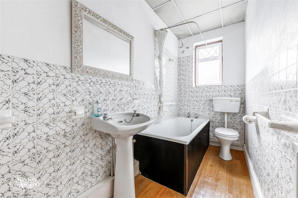 2 Whitehall Road-13.jpg