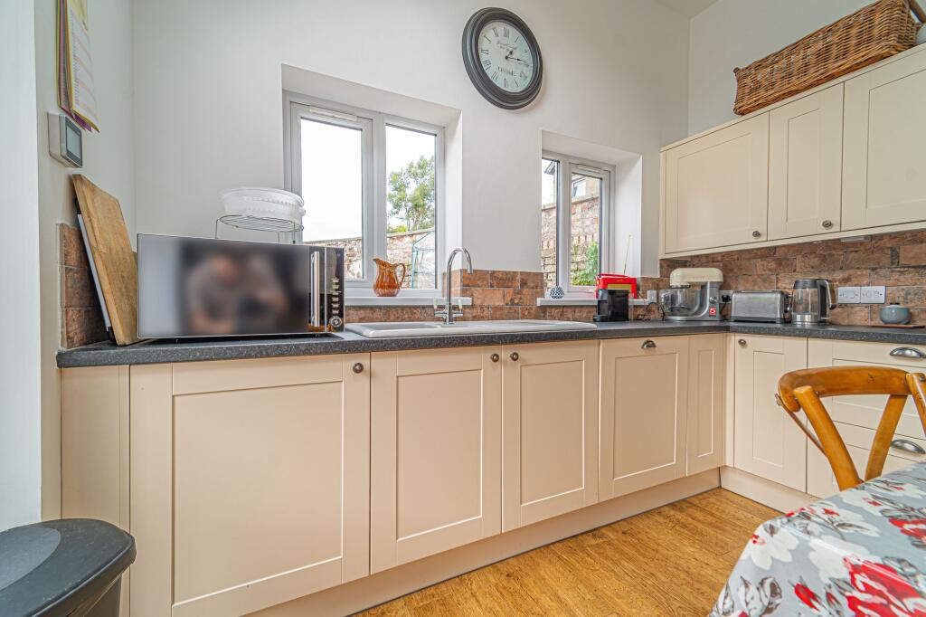 Kitchen/Dinning Room