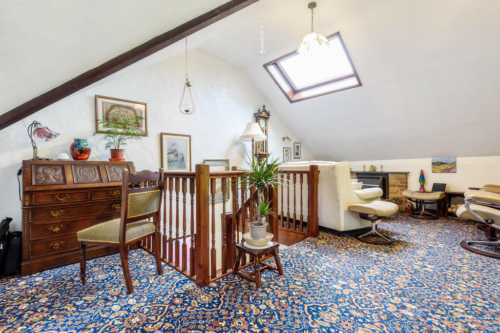 Open Plan Living/...