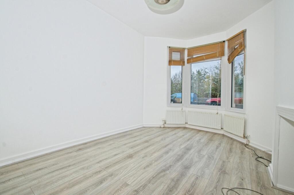 Living/Dining Area