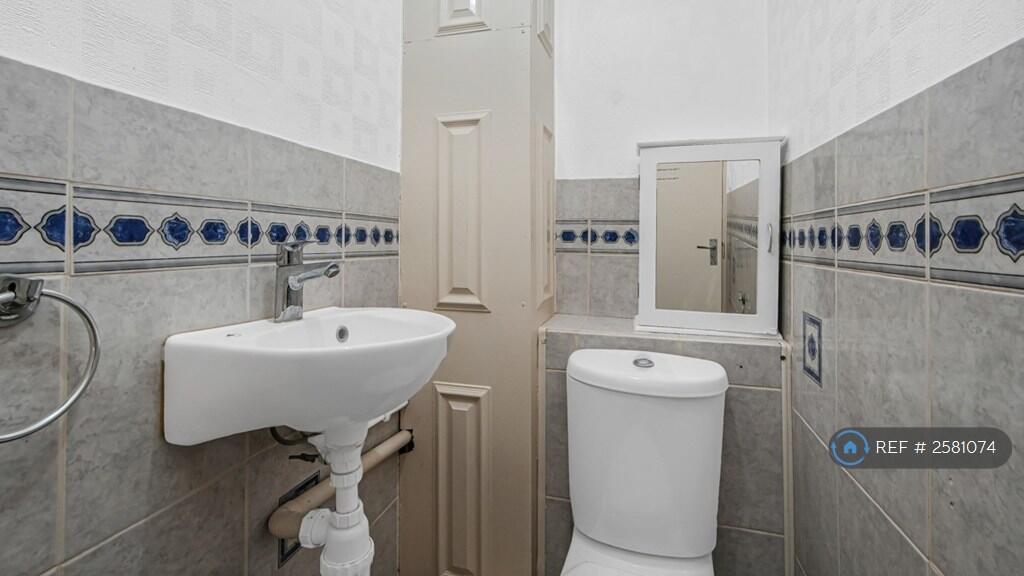 Toilet Upstairs