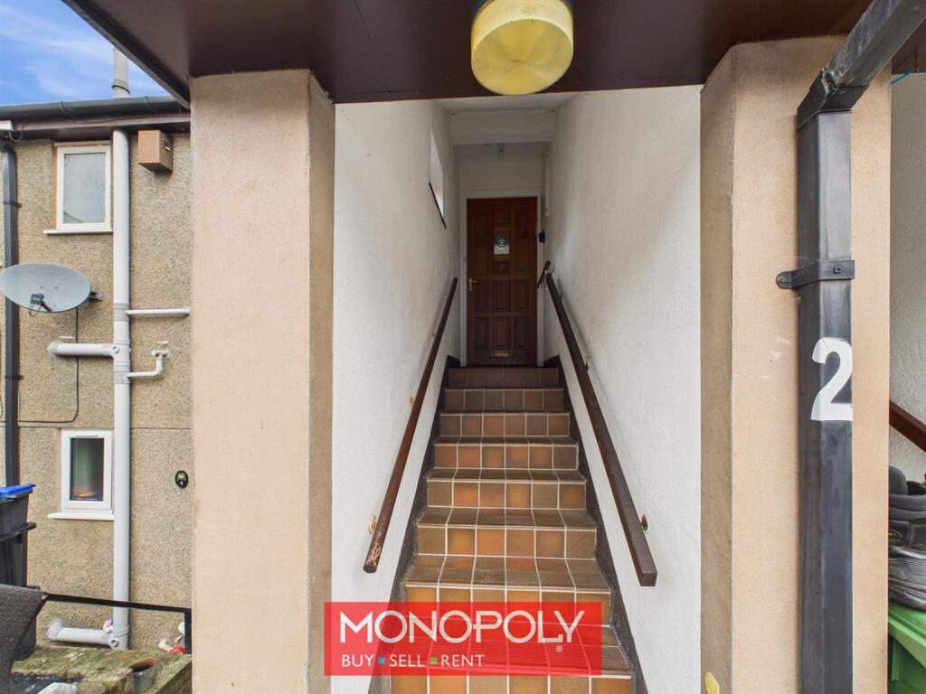 Access &amp; Entrance Hall