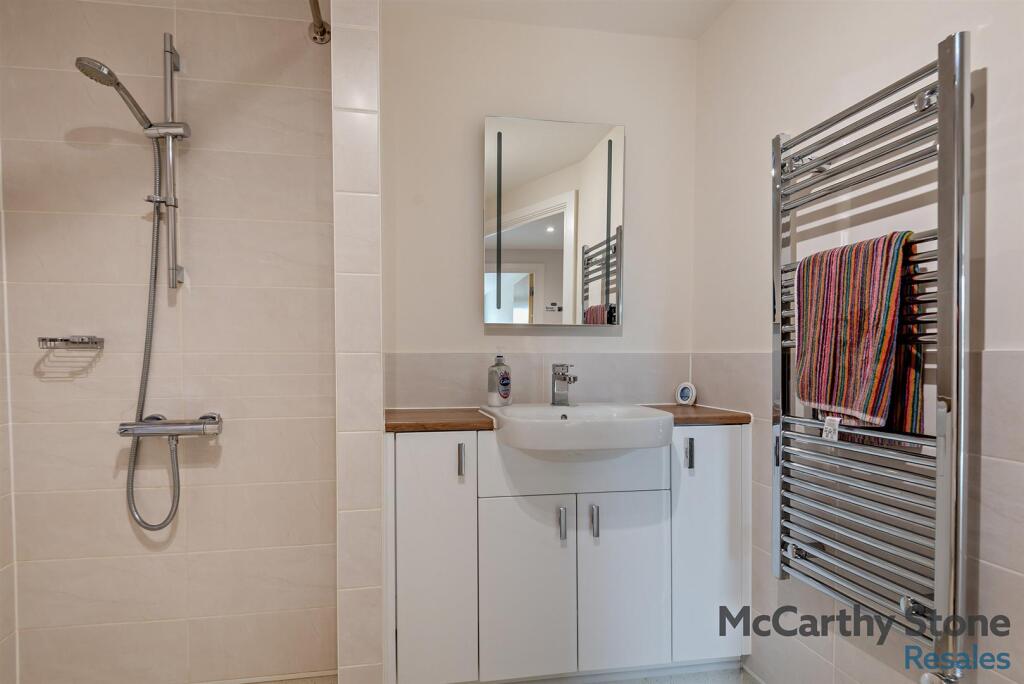 8666908-interior04-800.jpg