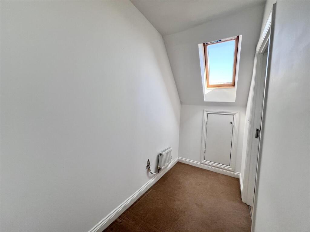 Walk-in Wardrobe