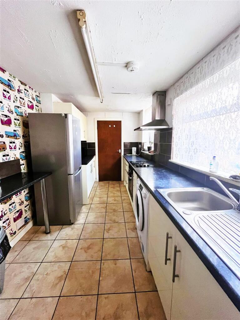 Kitchen 25 Lambton.jpg