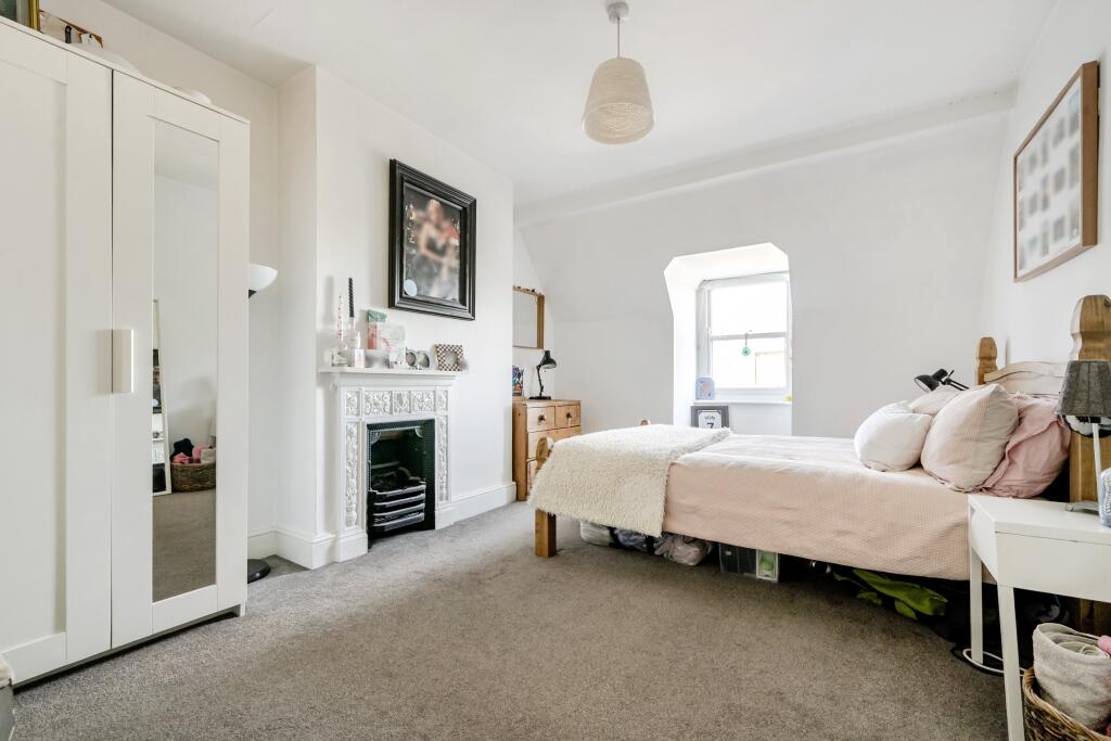 1362554-13-68e3af6de