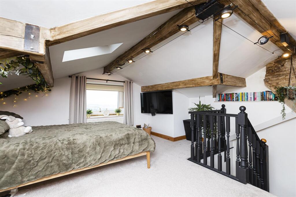 Top Floor Accommodation