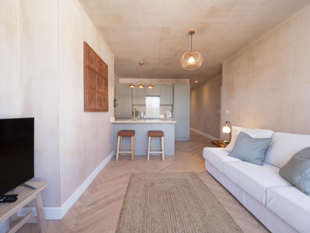 3 2 southwood lou...